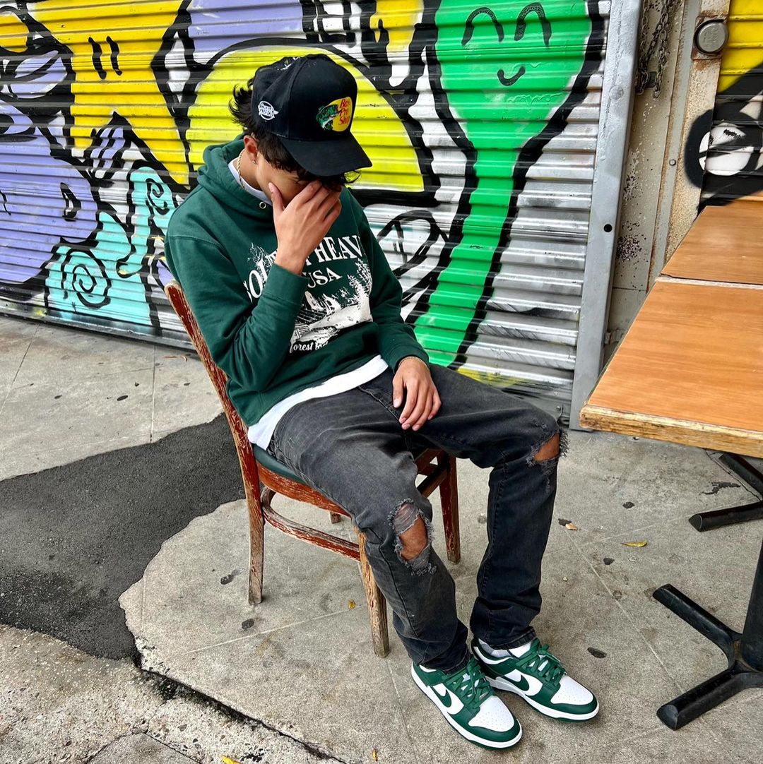 CABIN IN THE WOODS - HOODIE - Image 6