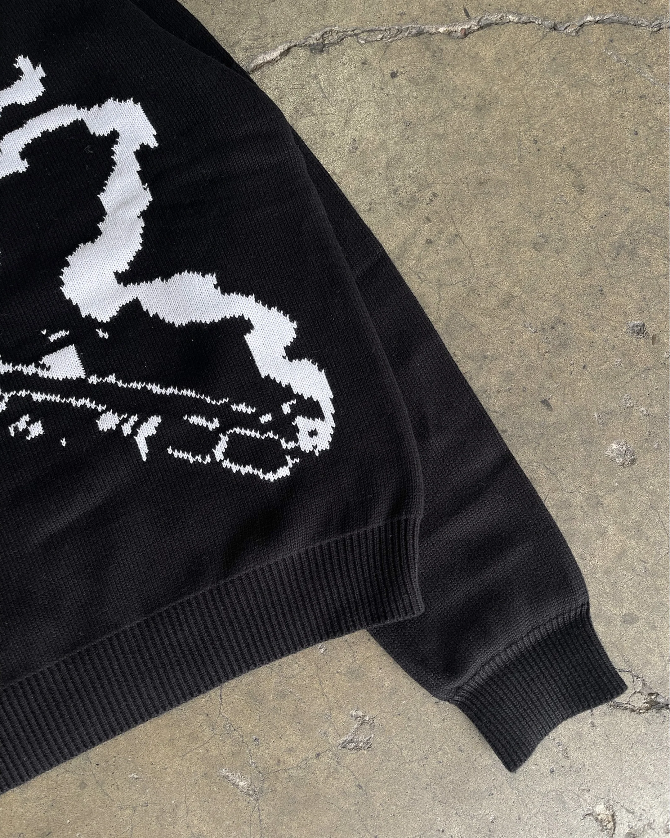 HOT SHOT - HEAVYWEIGHT KNITTED SWEATER - Image 6