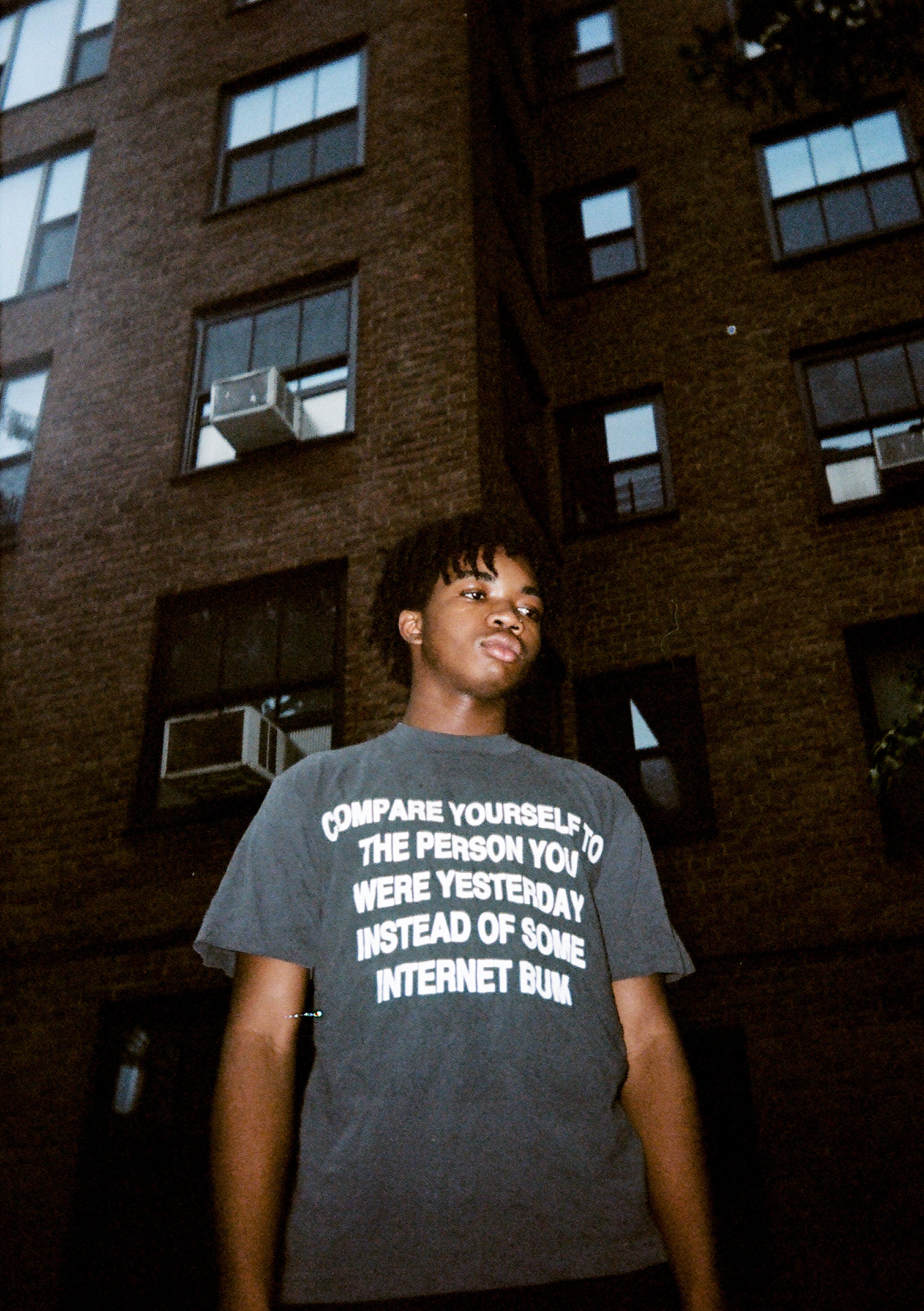 INTERNET BUM - TEE - Image 5